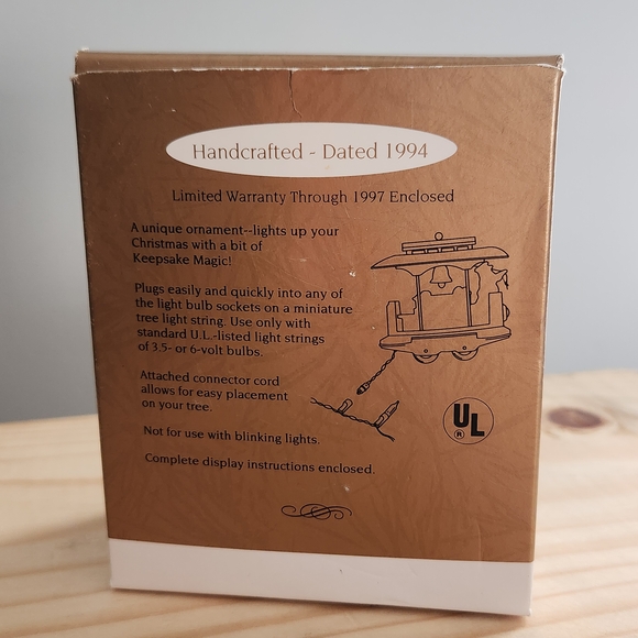 Hallmark Keepsake Ornament Kringle Trolley Light 1994 - Picture 2 of 14